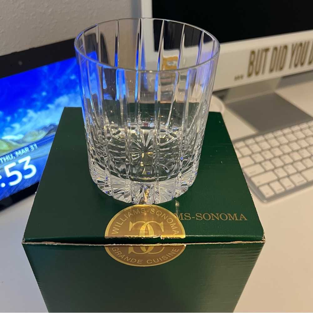 *Price drop!*Williams Sonoma Crystal Whiskey Cocktail Glass